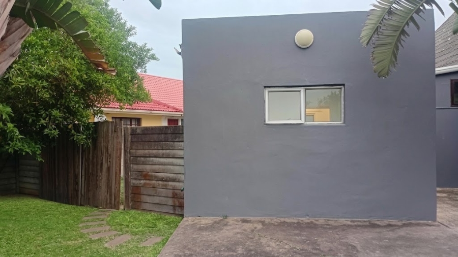 To Let 1 Bedroom Property for Rent in Gonubie Eastern Cape